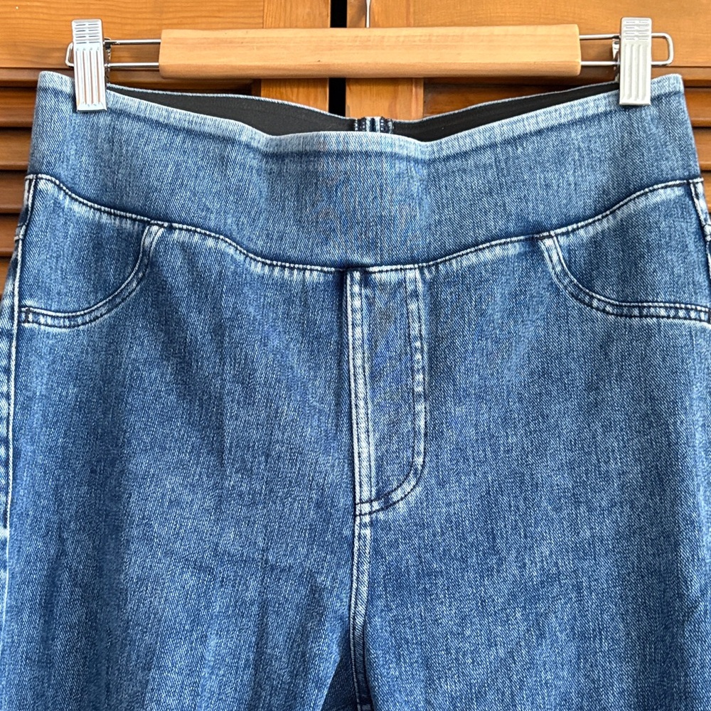 HALARA Blue High-Rise Jeggings — Slim Stretch Denim Look - Picture 3 of 5